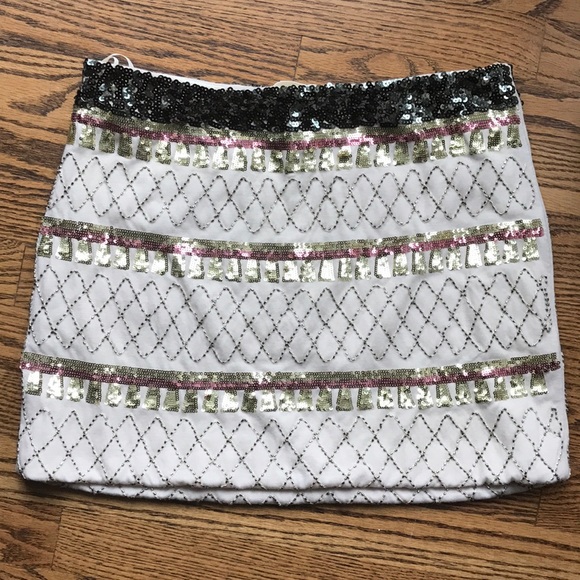 Freeway Sequin Mini Skirt - Picture 4 of 6
